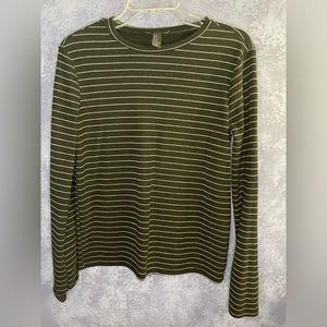 Forever 21 Blk&White Stripped Sweater